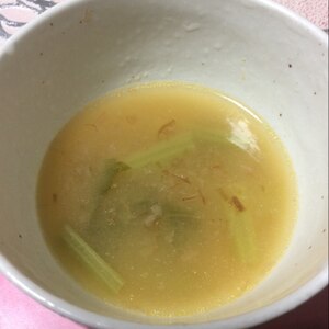小松菜と鰹節の味噌汁